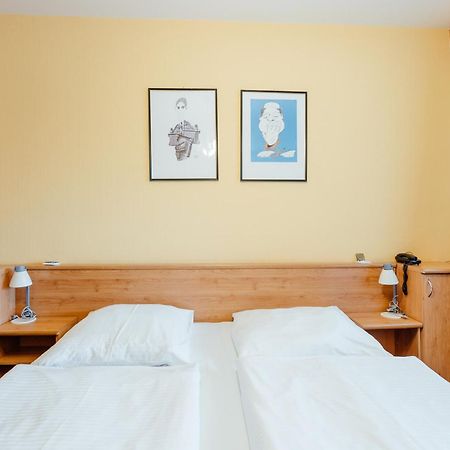 Hotel Sachticka Banska Bystrica Ngoại thất bức ảnh