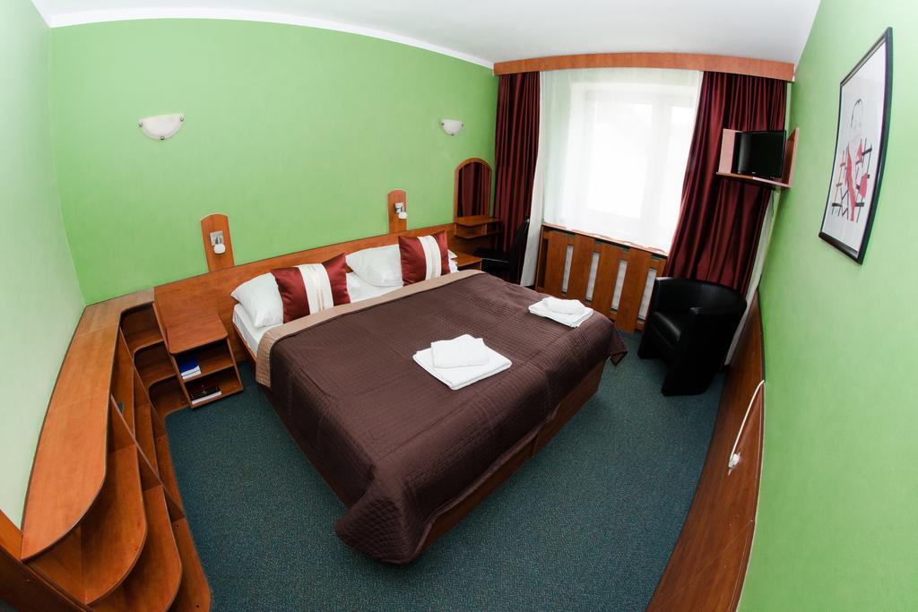 Hotel Sachticka Banska Bystrica Ngoại thất bức ảnh