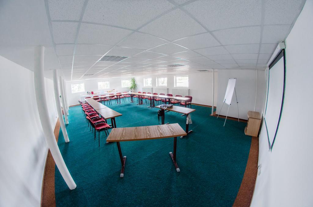 Hotel Sachticka Banska Bystrica Ngoại thất bức ảnh